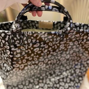 Elegant Patterned Tote Bag